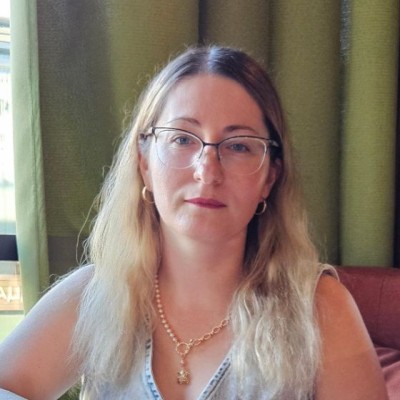 Cherkasova_Elena_001__Linkedin.jpg