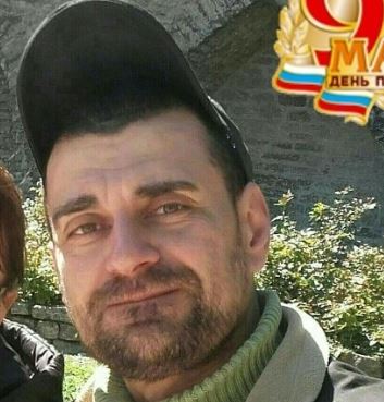 Gets_Dmitry_001__y2019.jpg