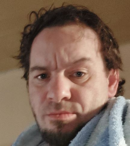Hill_Eduard_001__FB_000.jpg
