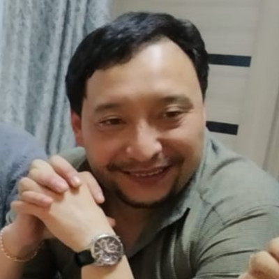 Kombaev_Ashat_001__Linkedin.jpg