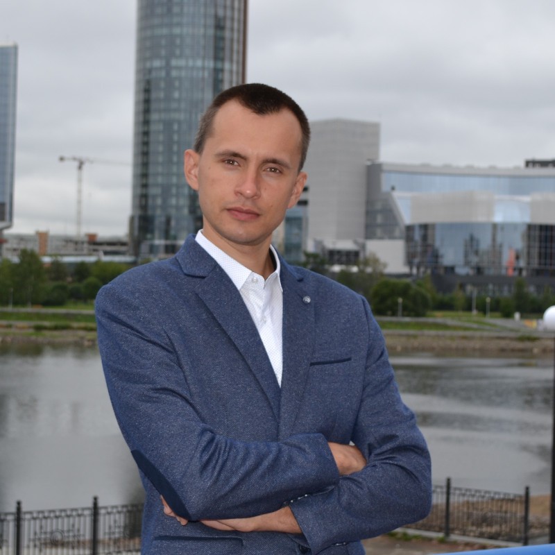 Shapovalov_Vladimir_001__Linkedin.jpg