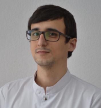 Tadzhibaev_Denis_001__Doctor.jpg